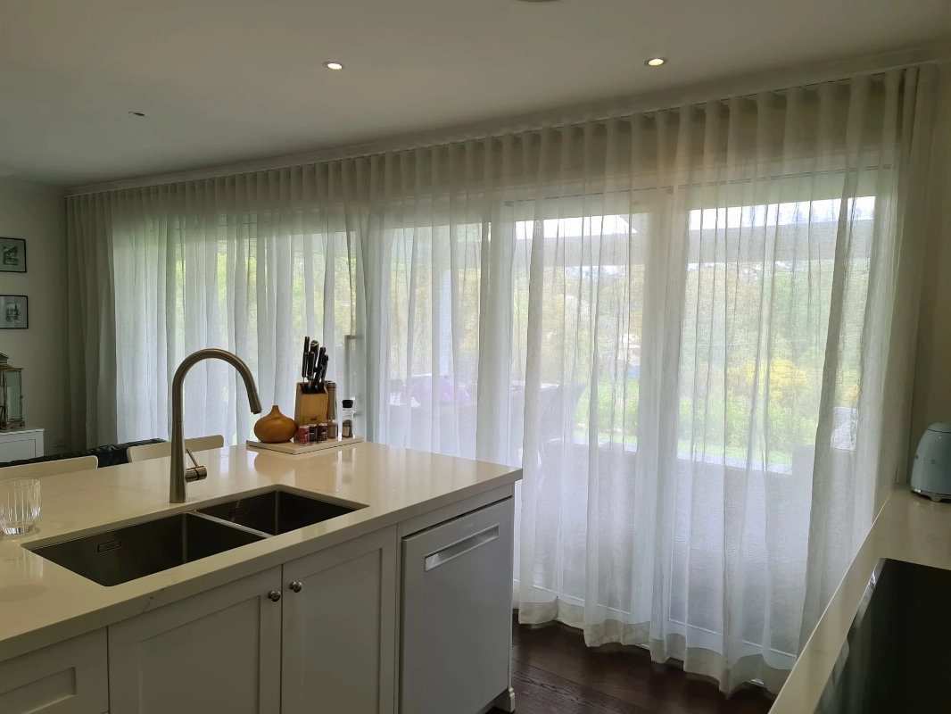 Kitchen sheer curtains